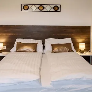  Appartement Apolonia